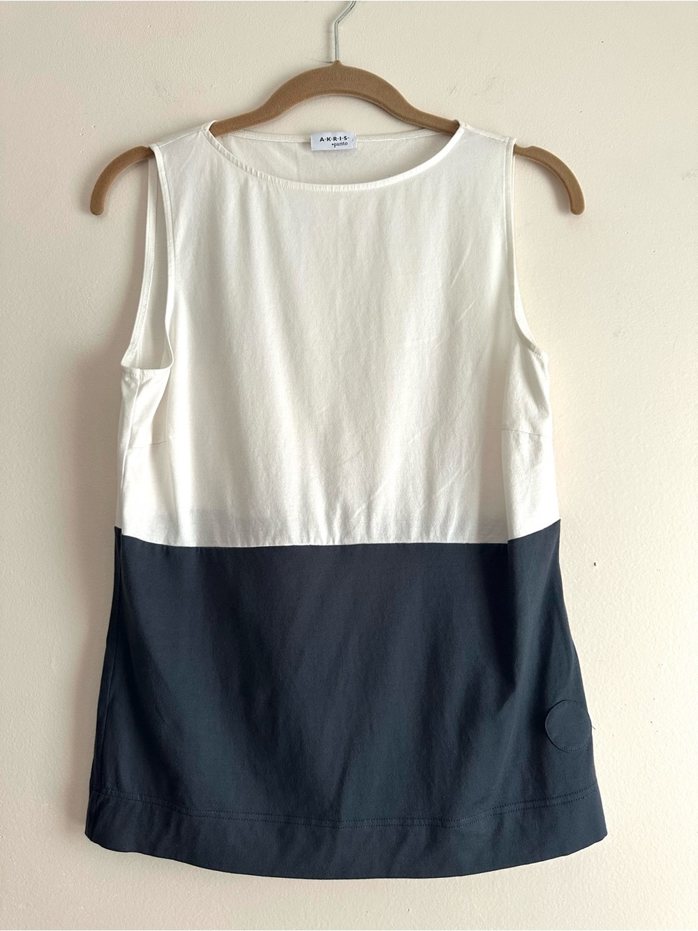 Akris Punto • Duo Tone Cotton Sleeveless Top